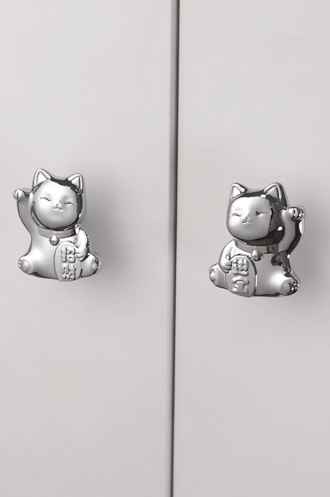 Wealth-Attracting Cat