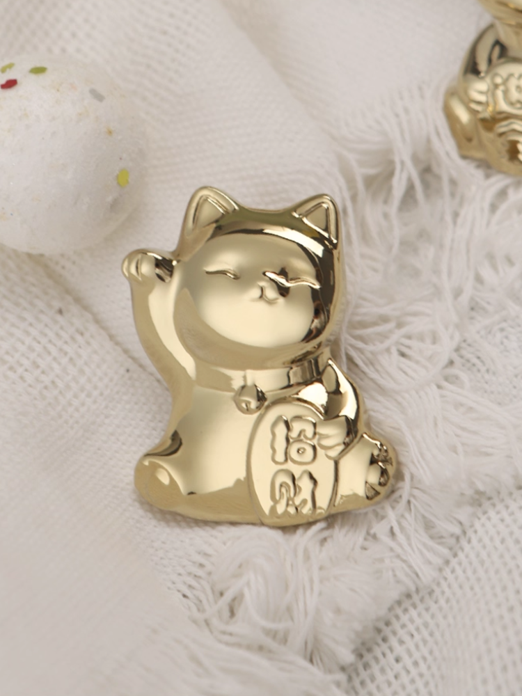 Wealth-Attracting Cat