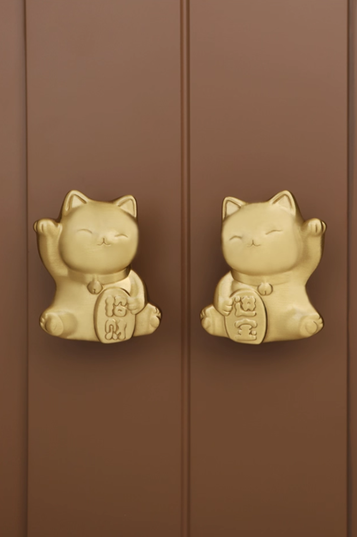 Wealth-Attracting Cat